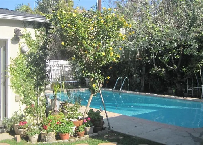 Culver City Escape With Pool, Near Disneyland Park!